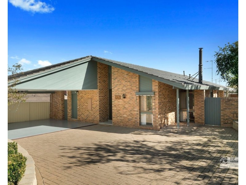 105 Harley Street, Strathdale VIC 3550
