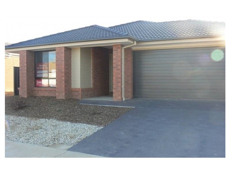 27 Pamela Avenue, Jackass Flat VIC 3556