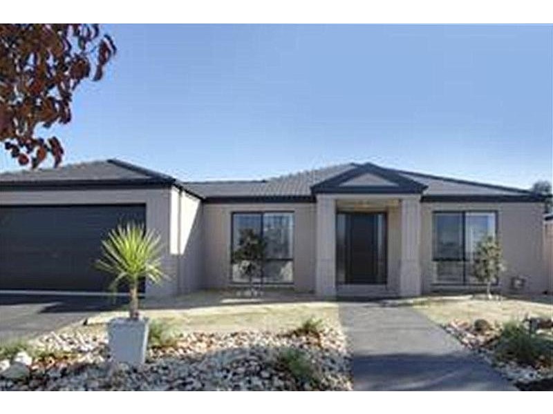 36 Saxby Drive, Strathfieldsaye VIC 3551