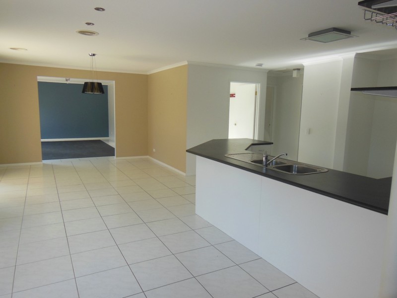 36 Saxby Drive, Strathfieldsaye VIC 3551