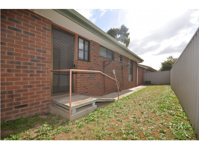 1/207 McIvor Road, Strathdale VIC 3550