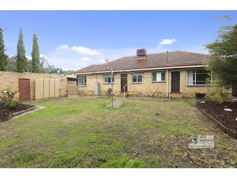 8 Lansell Street, Kangaroo Flat VIC 3555