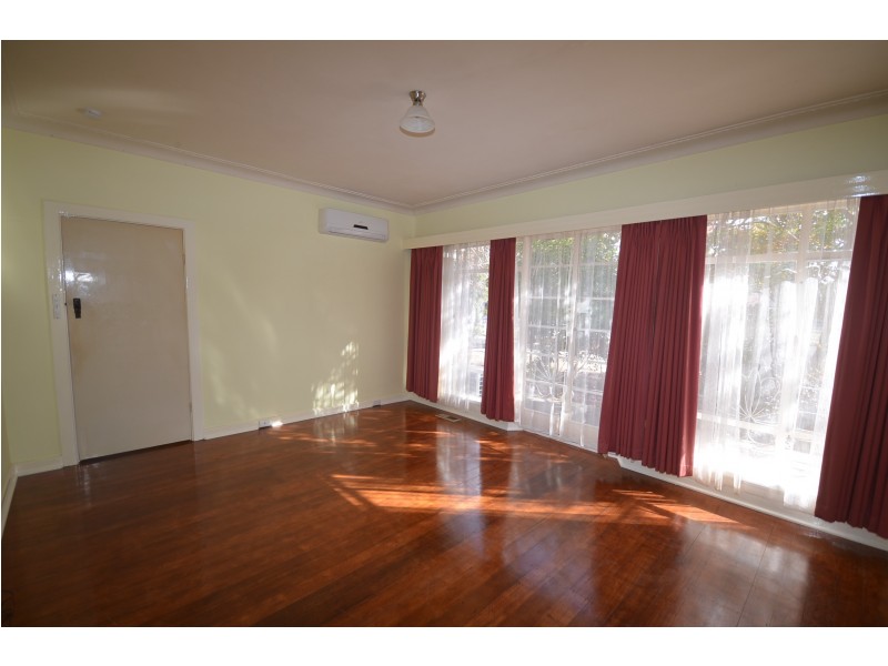 185 High Street, Kangaroo Flat VIC 3555