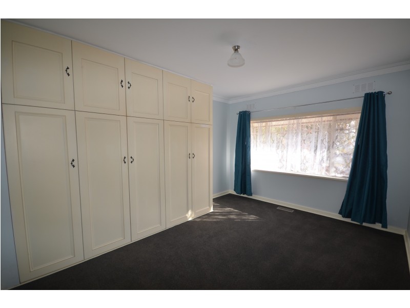 185 High Street, Kangaroo Flat VIC 3555
