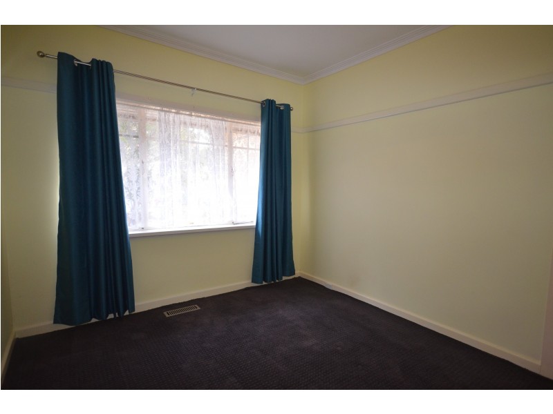 185 High Street, Kangaroo Flat VIC 3555