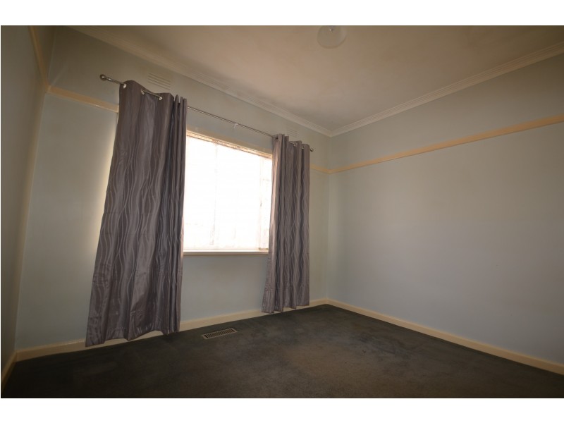 185 High Street, Kangaroo Flat VIC 3555