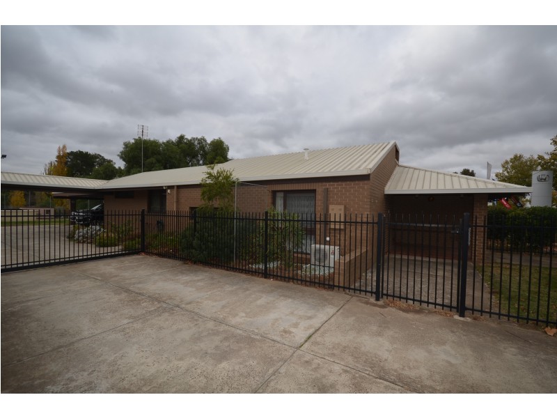 368 High Street, Golden Square VIC 3555