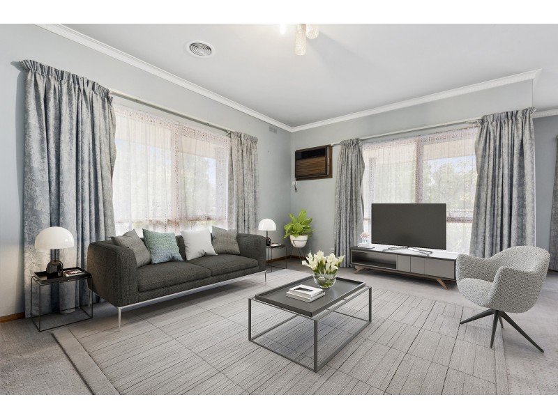 99 Holmes Road, Long Gully VIC 3550