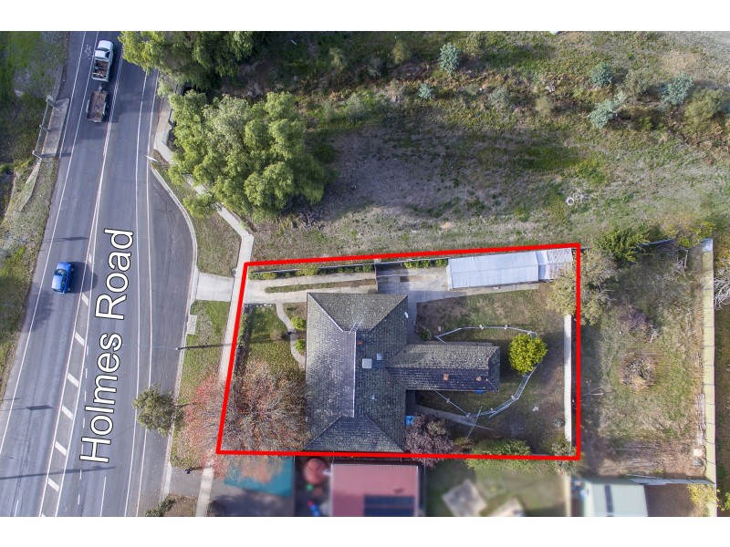 99 Holmes Road, Long Gully VIC 3550