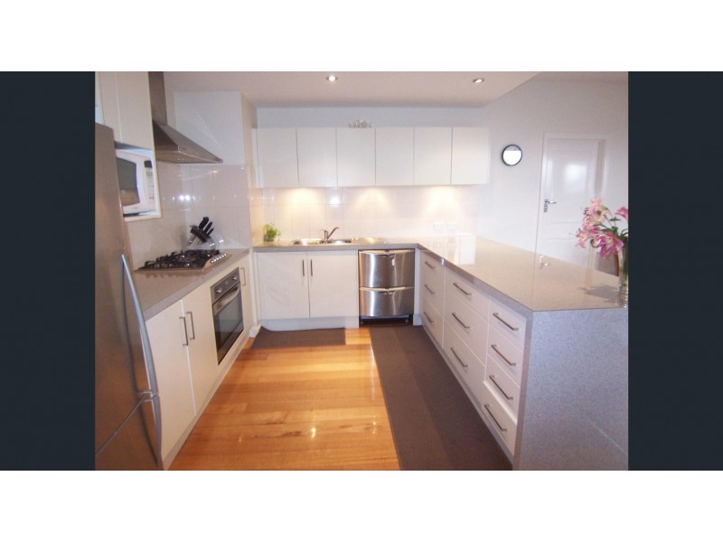 82 Olinda Street, Quarry Hill VIC 3550