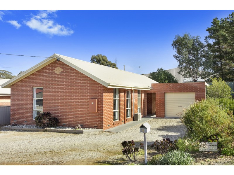 74 MacDougall Road, Golden Gully VIC 3555