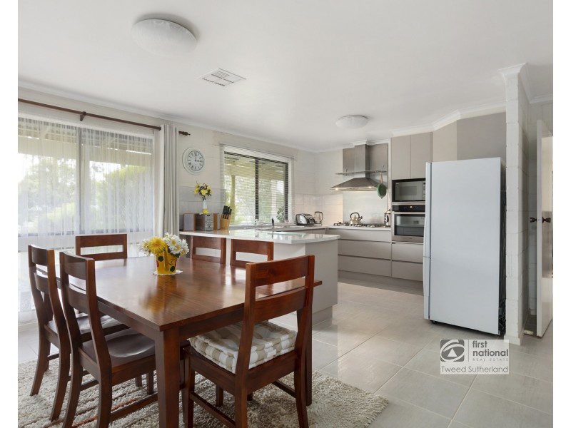 111 Crusoe Road, Kangaroo Flat VIC 3555
