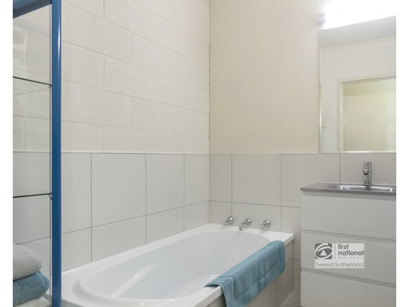 111 Crusoe Road, Kangaroo Flat VIC 3555