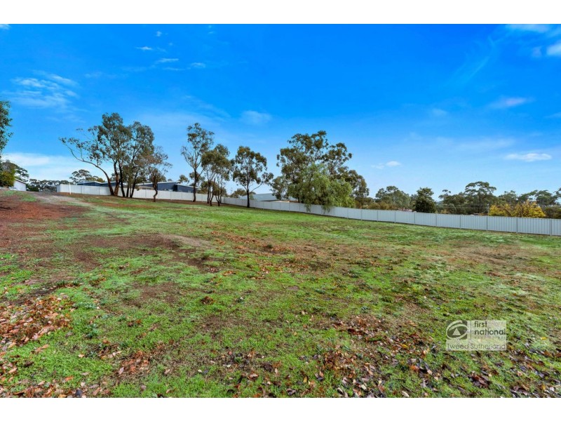 5A Walker Drive, Spring Gully VIC 3550