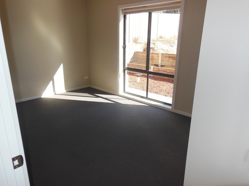 19 Londonderry Way, Epsom VIC 3551