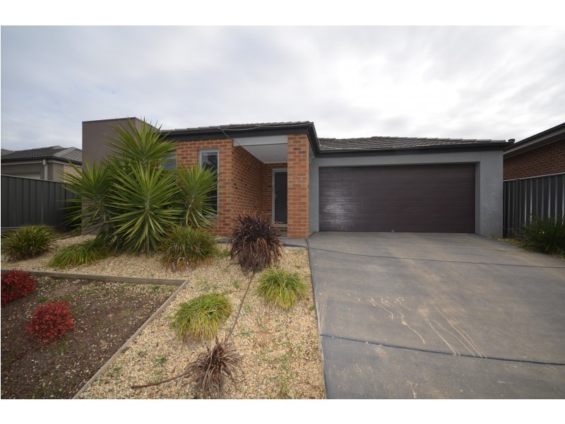 187 Jobs Gully Road, Eaglehawk VIC 3556
