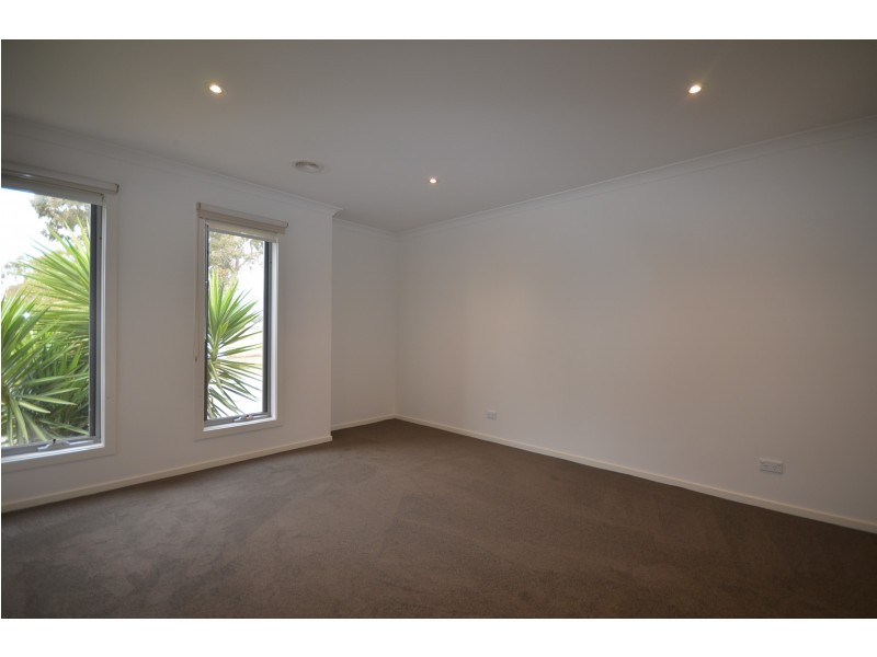 187 Jobs Gully Road, Eaglehawk VIC 3556