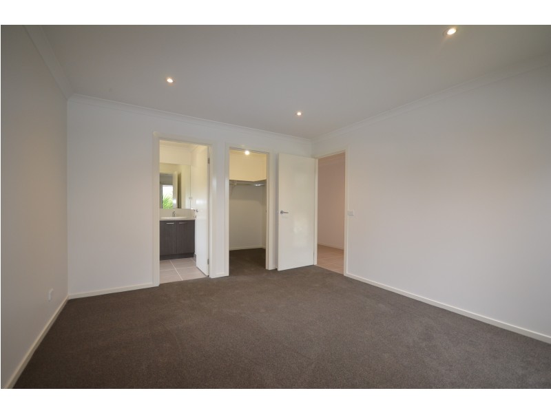 187 Jobs Gully Road, Eaglehawk VIC 3556