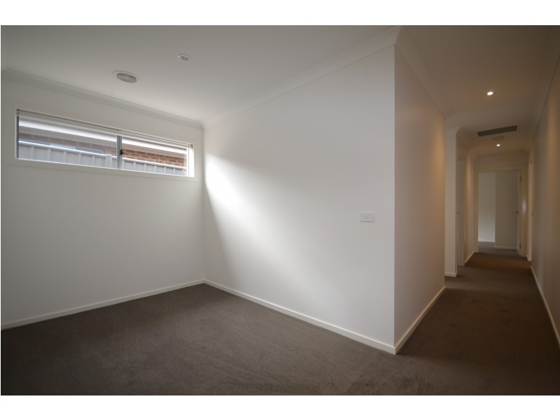 187 Jobs Gully Road, Eaglehawk VIC 3556