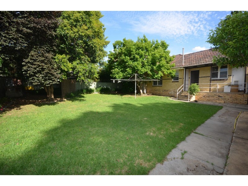 31 College Crescent, Flora Hill VIC 3550