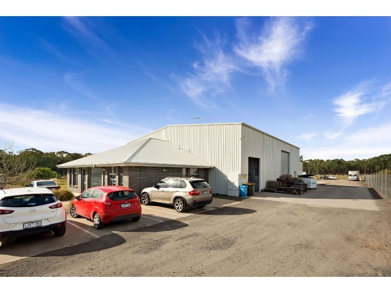 18 Alstonvale Court, East Bendigo VIC 3550