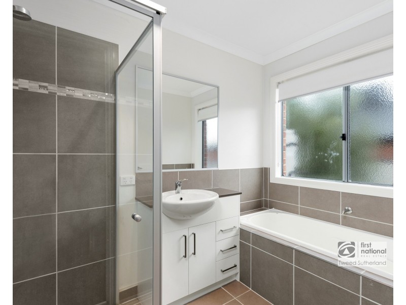 5 Eaglewood Way, California Gully VIC 3556