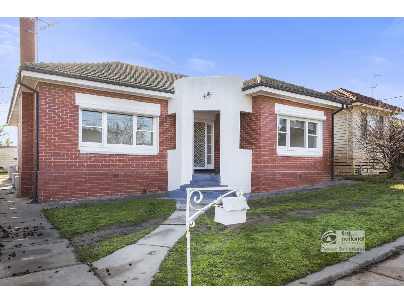 13 Burrell Street, Flora Hill VIC 3550
