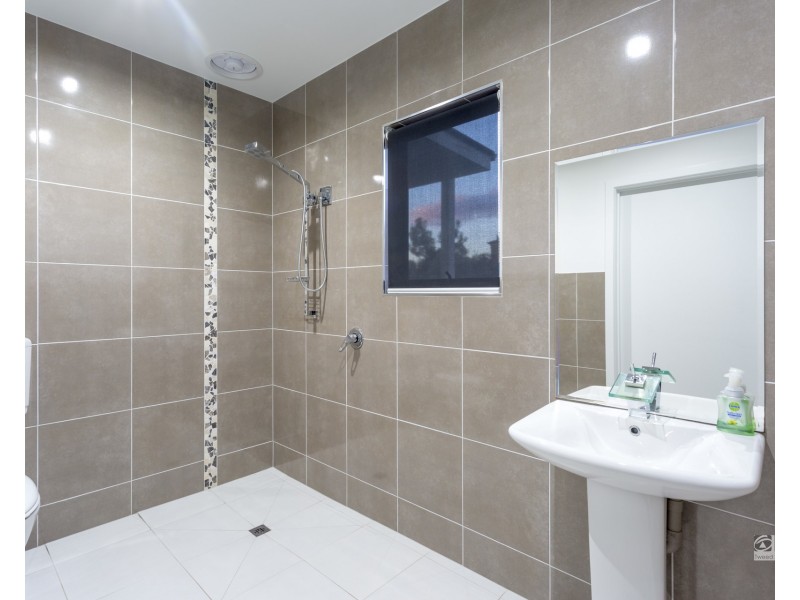 157 St Aidans Road, Kennington VIC 3550