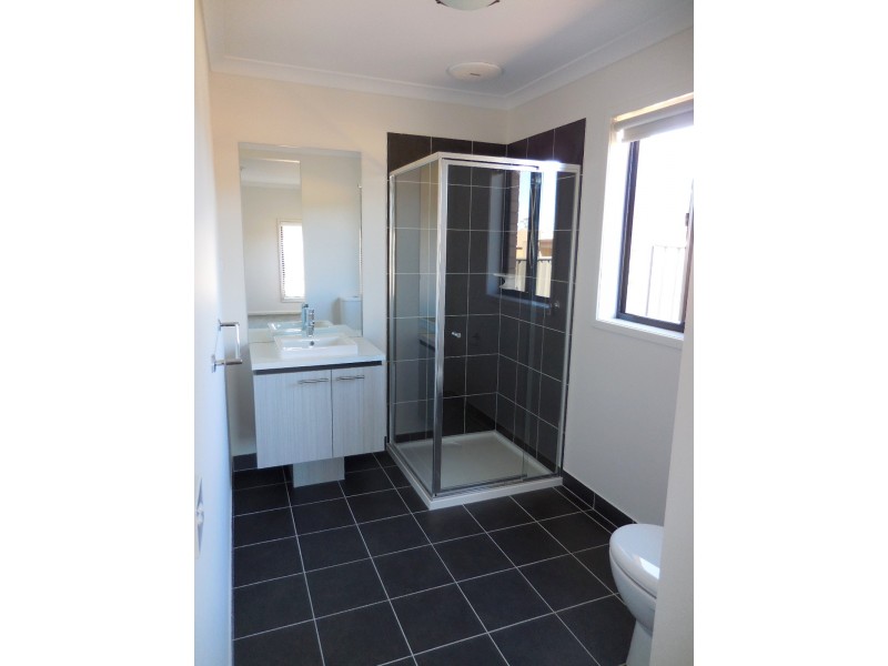 2 Lightwood Way, Jackass Flat VIC 3556