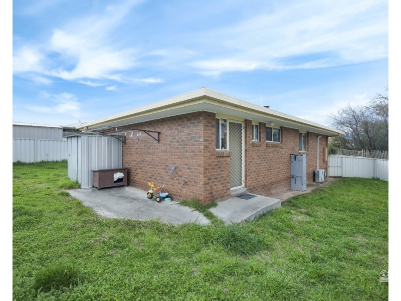 1/9 Patricia Court, Golden Square VIC 3555