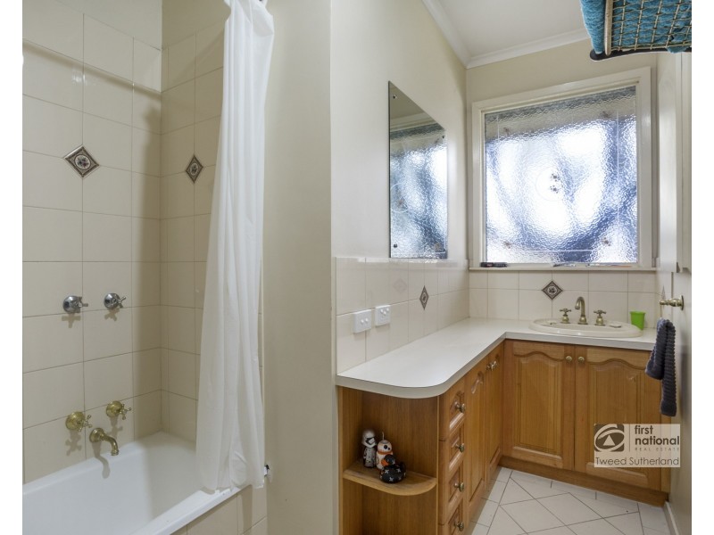 112 St Aidans Road, Kennington VIC 3550