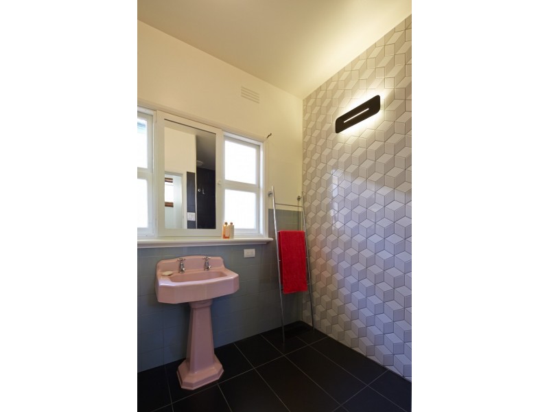 1a Malcolm St, Quarry Hill VIC 3550