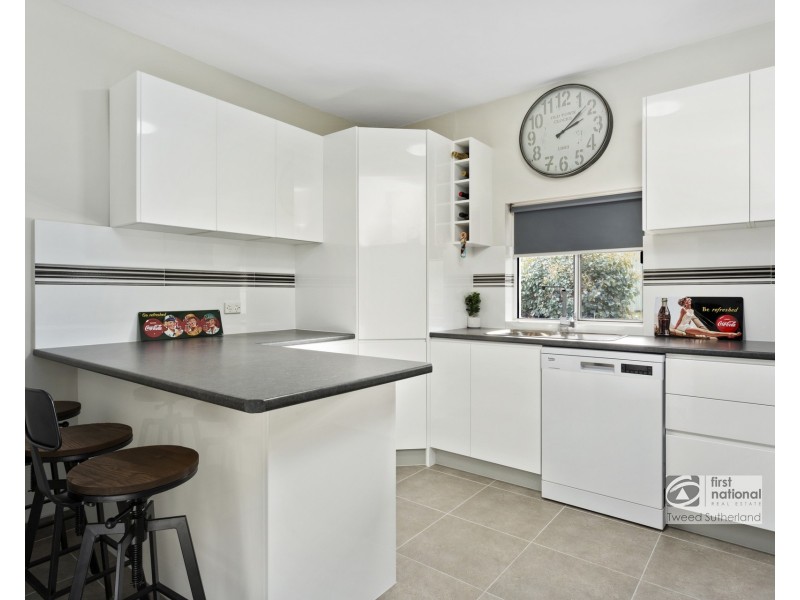 4 Muir Street, Kangaroo Flat VIC 3555
