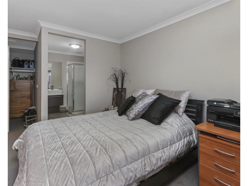 17 Saltbush Street, Jackass Flat VIC 3556
