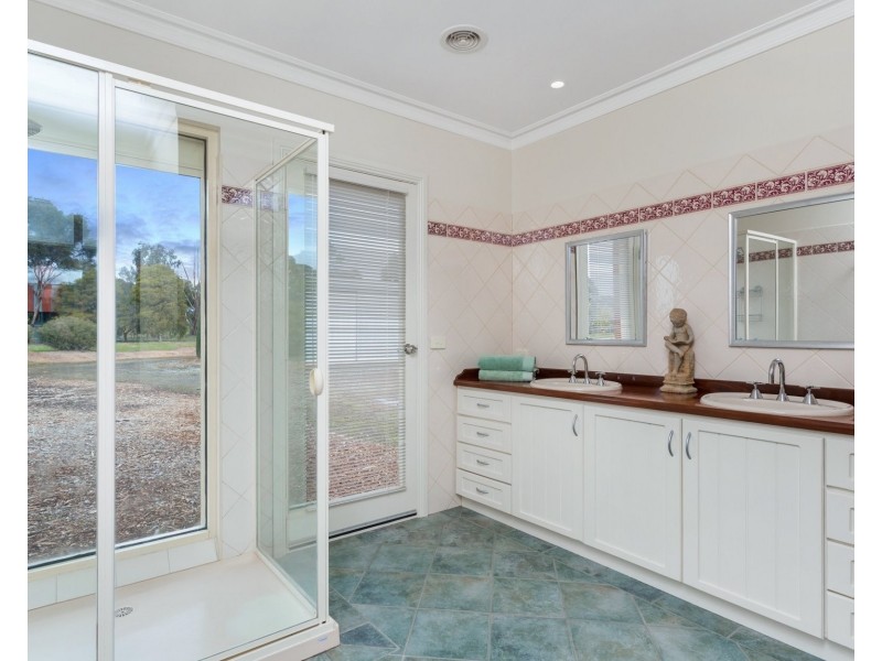 66 Maynard Road, Longlea VIC 3551