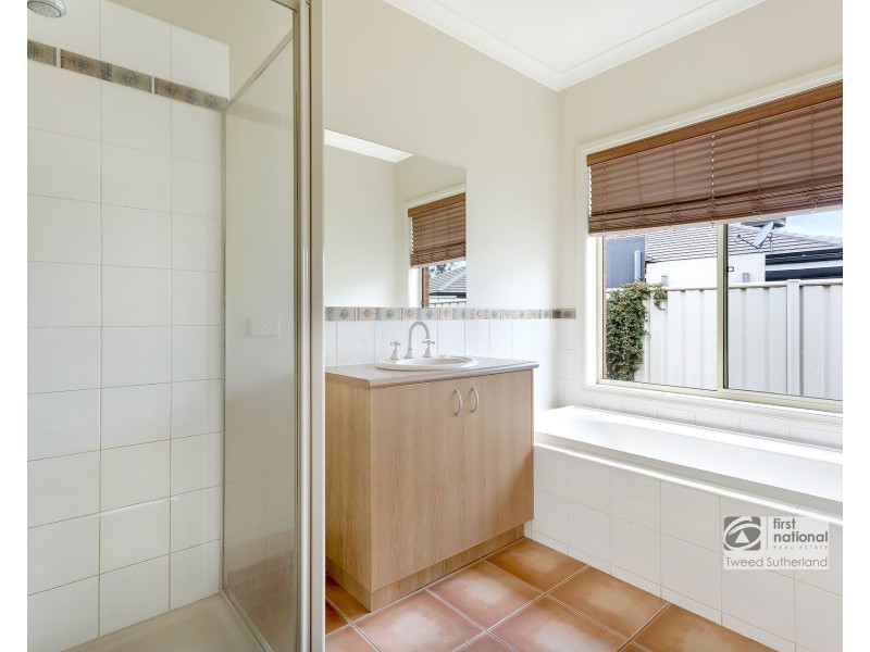 8 Lemon Gum Drive, Strathfieldsaye VIC 3551