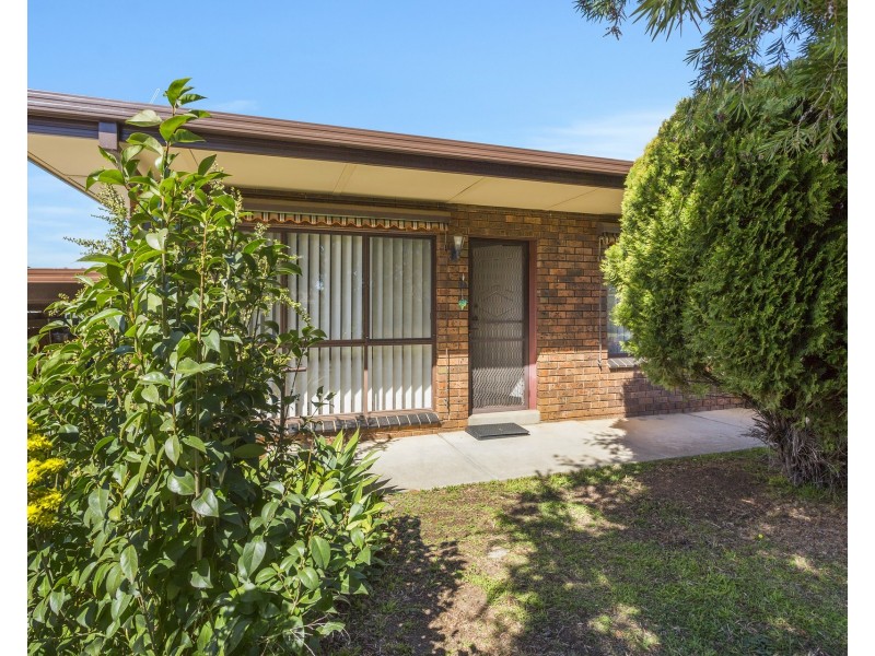 3/114 Wood Street, California Gully VIC 3556
