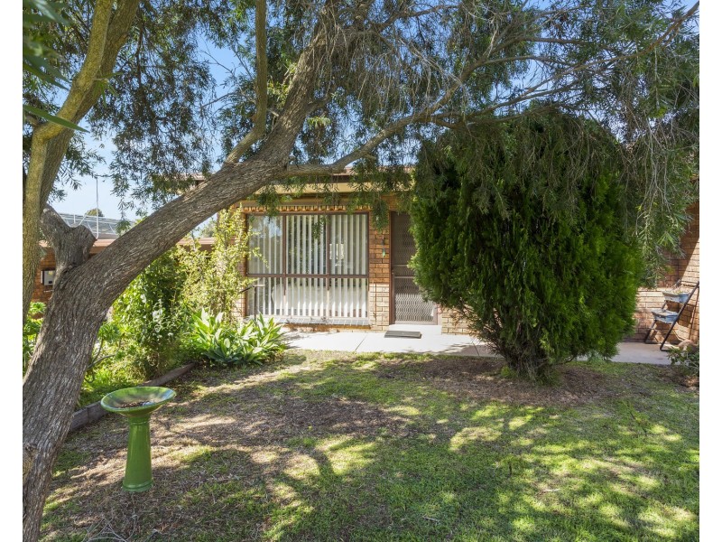 3/114 Wood Street, California Gully VIC 3556