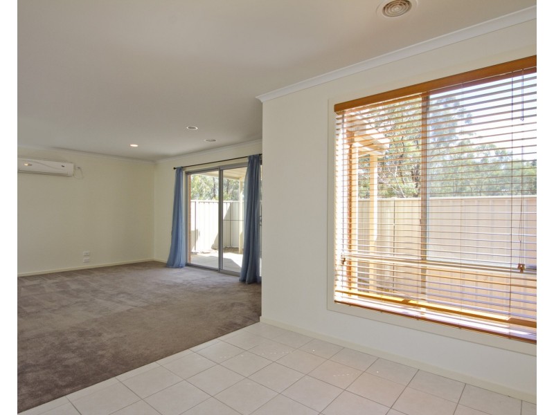 6 Mias Way, Epsom VIC 3551