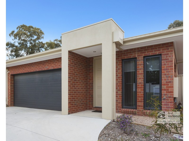 1/112a Osborne Street, Spring Gully VIC 3550