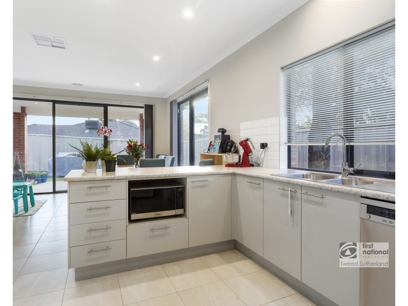 1/112a Osborne Street, Spring Gully VIC 3550
