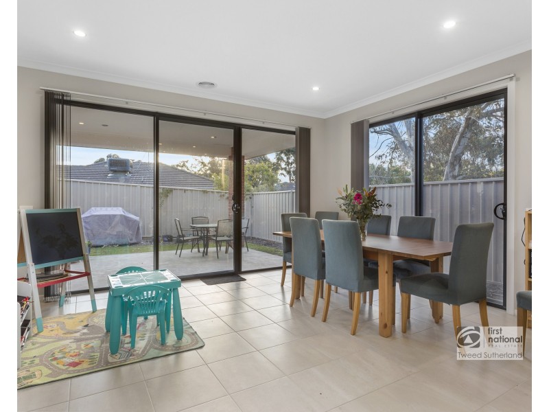 1/112a Osborne Street, Spring Gully VIC 3550