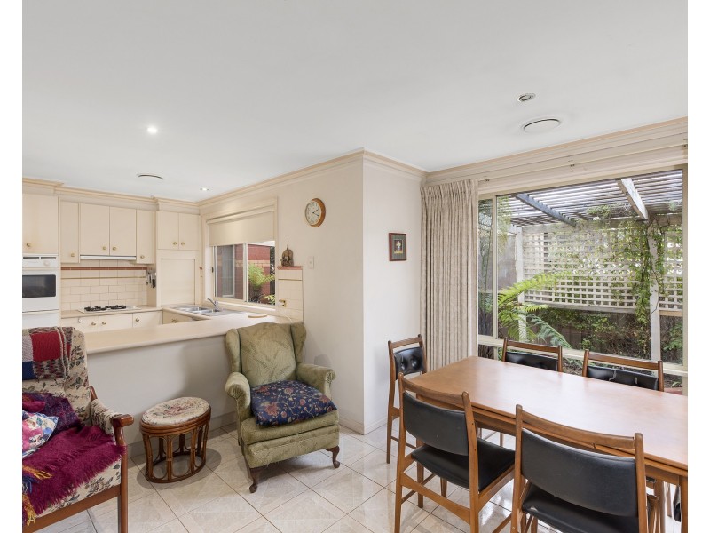51 Burns Street, Spring Gully VIC 3550