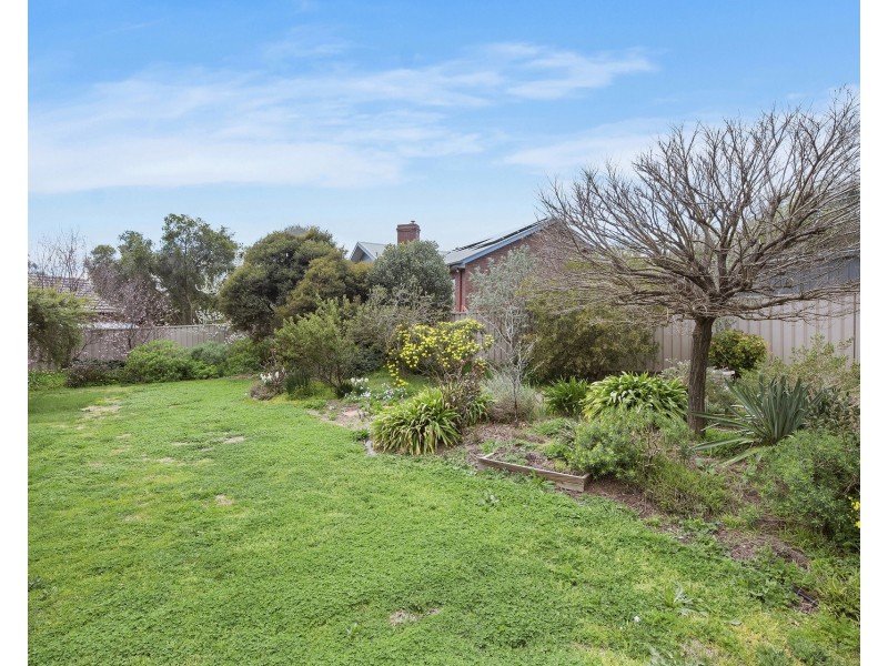 51 Burns Street, Spring Gully VIC 3550
