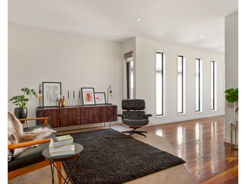 1/27 Cousins Street, Strathdale VIC 3550