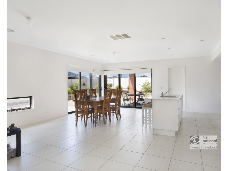 14 Park Village Terrace, Strathfieldsaye VIC 3551