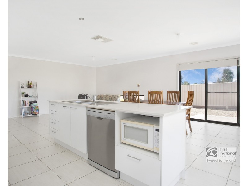 14 Park Village Terrace, Strathfieldsaye VIC 3551