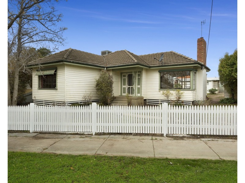 42 Smith Street, North Bendigo VIC 3550