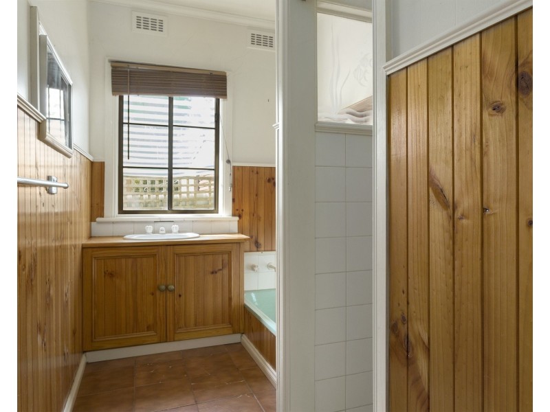 42 Smith Street, North Bendigo VIC 3550
