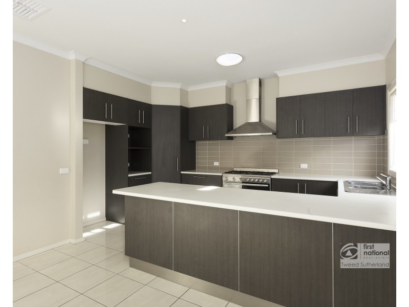 27 Elwood Drive, Golden Square VIC 3555